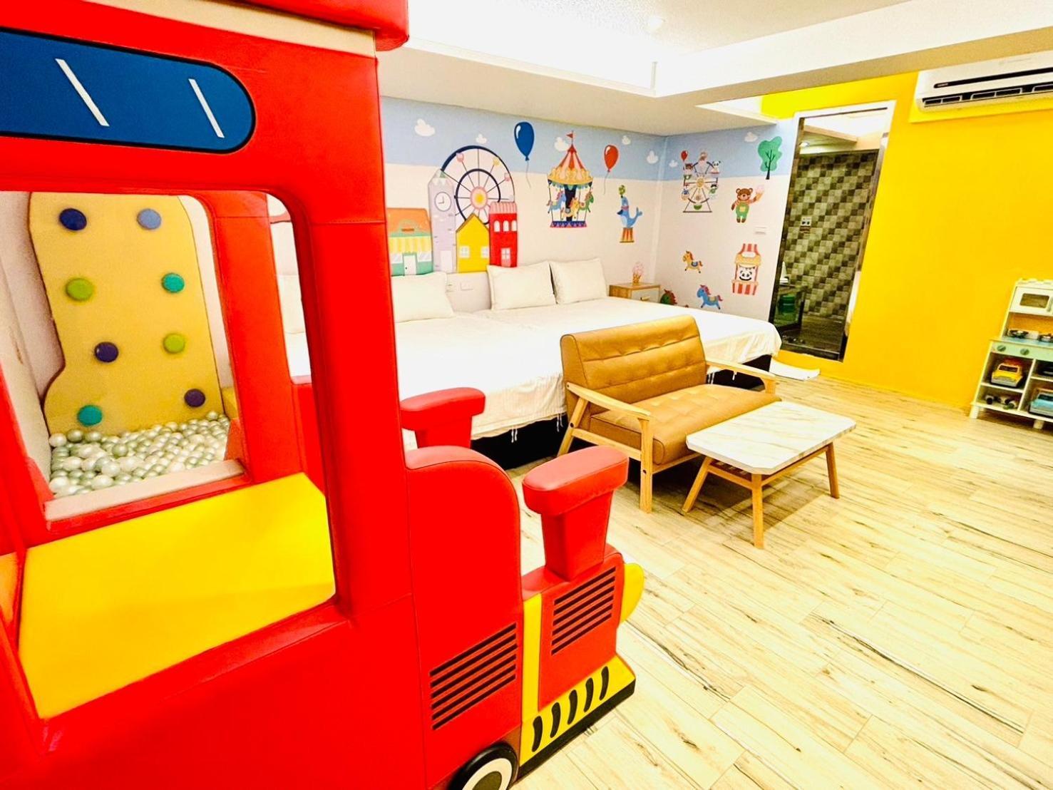 Have Fun Hotel Луодонг Екстериор снимка