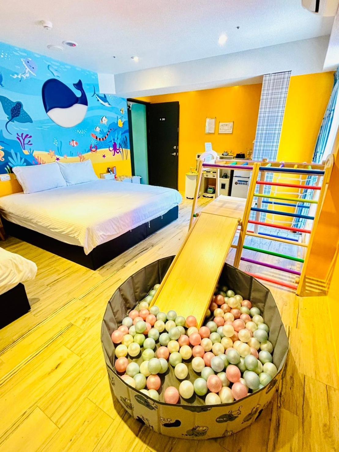 Have Fun Hotel Луодонг Екстериор снимка